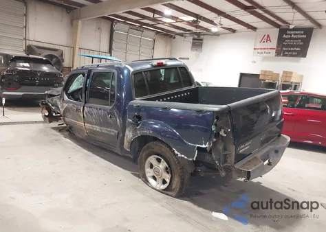 2002 Ford Explorer Sport Trac z USA, uszkodzony, nr VIN 1FMZU67E22UD40564